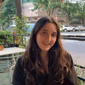 636935c4cbb83883d0240685_me