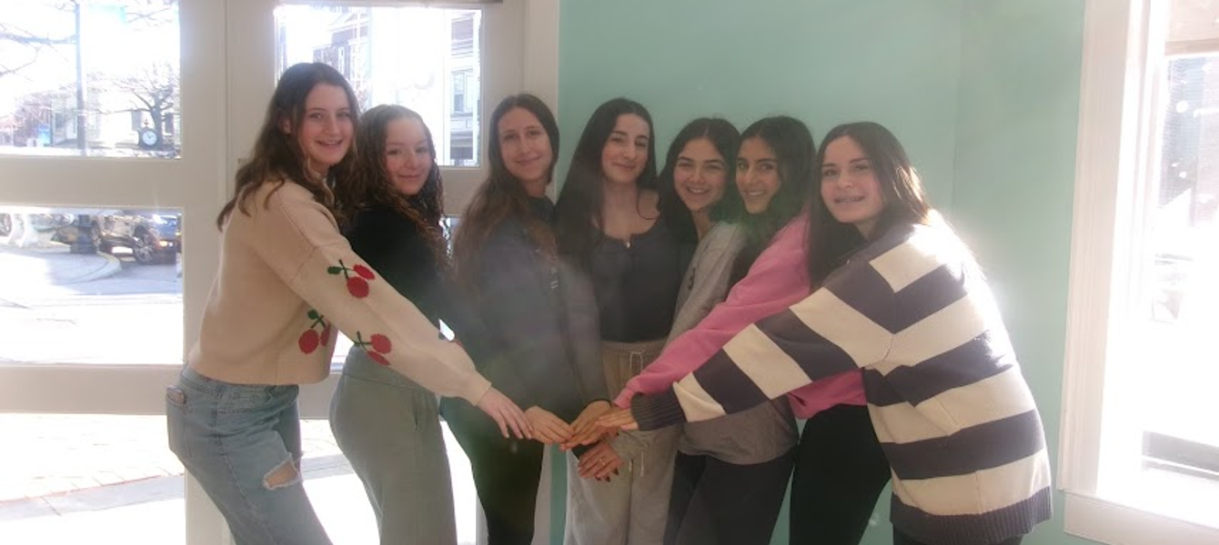 67bf4c2b3b550f121cb895ba_100_0172