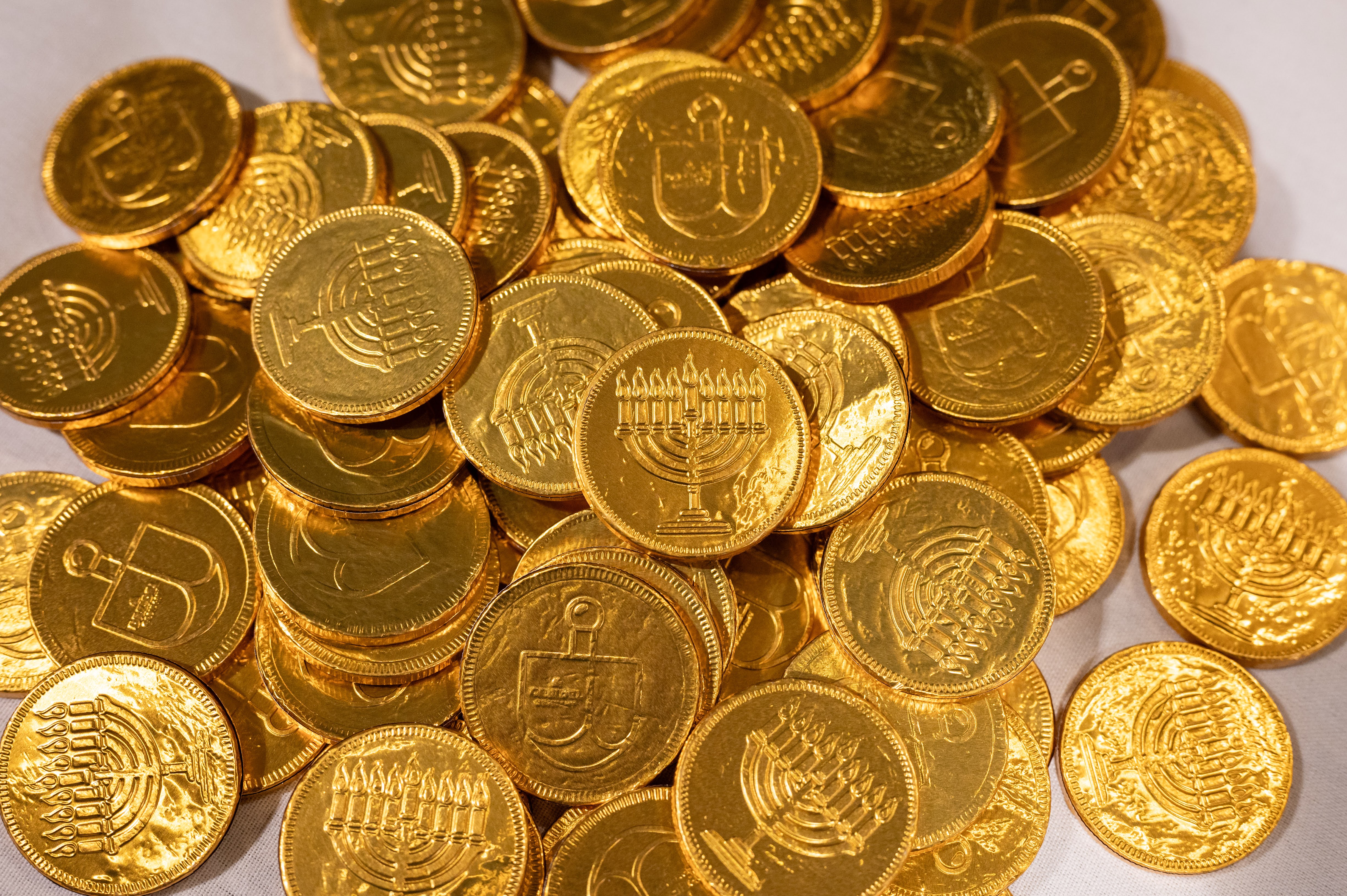 6877de1a94516193f04c4227_BBYO_121523-229