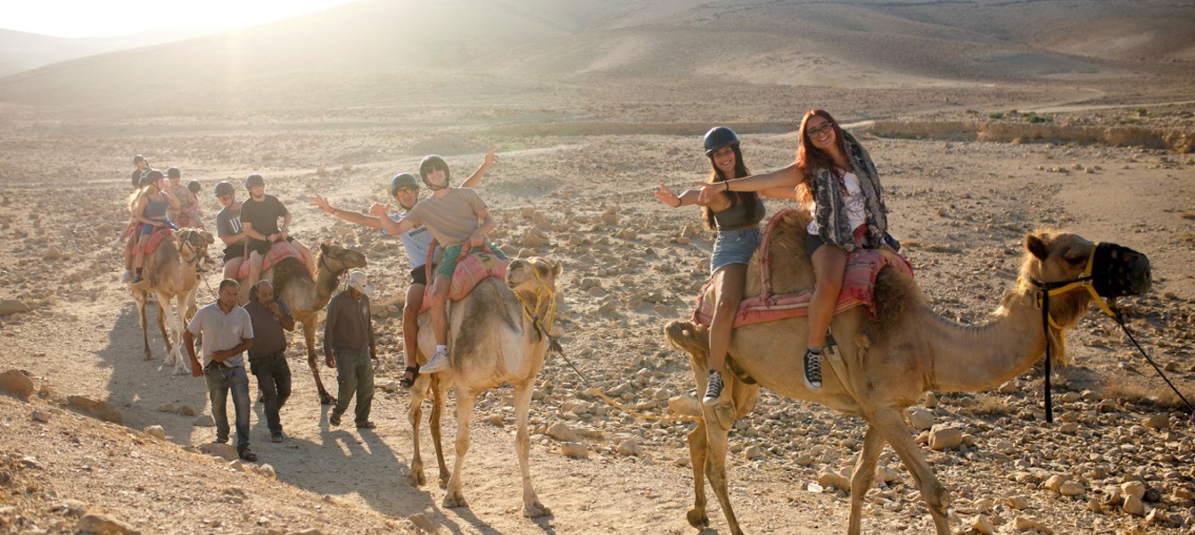 68713df6f75bdac1e8eedc9b_A34A2209 Grande