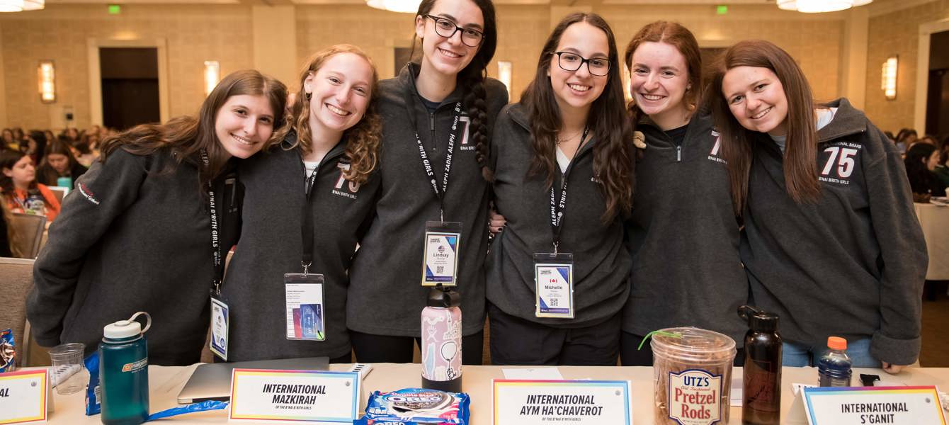 6866d29daf2a009857b36164_Selecciones-del-domingo-Kandel-37