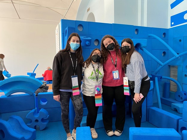 6213d185125fe674af444614_Ella 2