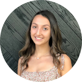 5d7a9adb08e3efb977f0134e_Abigail Shapiro, foto de primer plano.jpeg