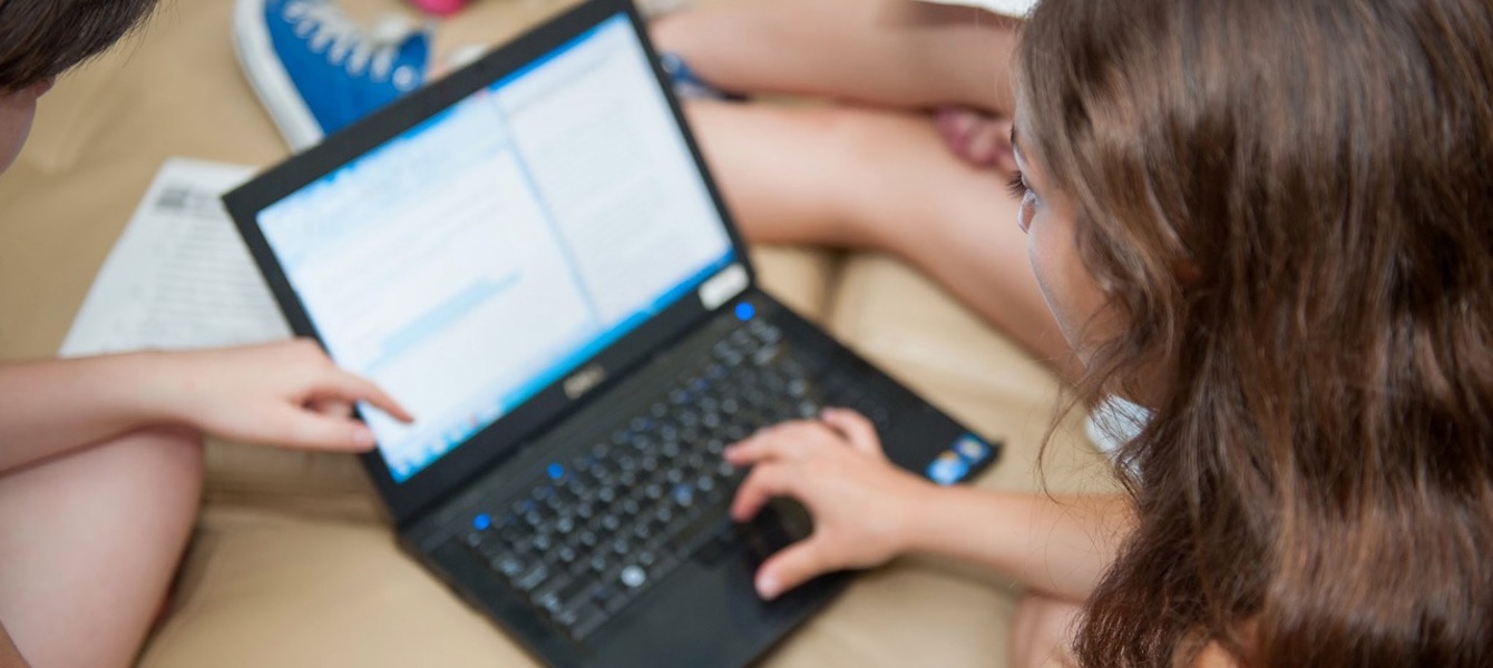 68767d314deb8cae814b9e21_IDC-87 Grande