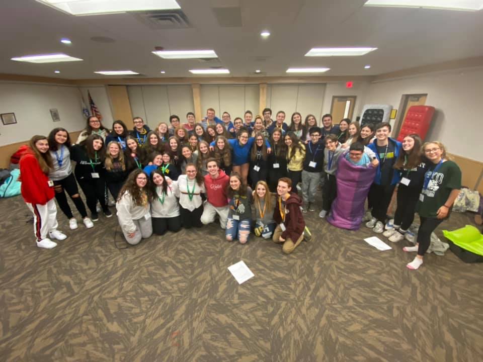 5dced516792b960f86b872a5_Shabbaton Group Photo