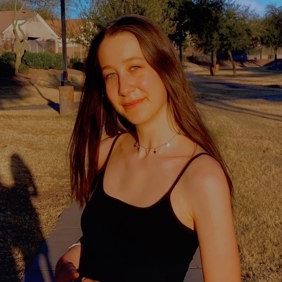 60919e758c98d6a2e367e60f_imagen pegada 0