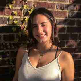 5f0c8dd7e4b6c078c58f67b3_shofar headshot