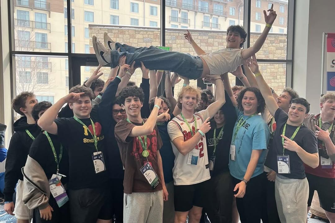 6843105ec1bb9f496a1b748e_R5810188