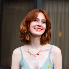 679945bdb07c51ef7cc50ae5_perfil_de_hannahmay