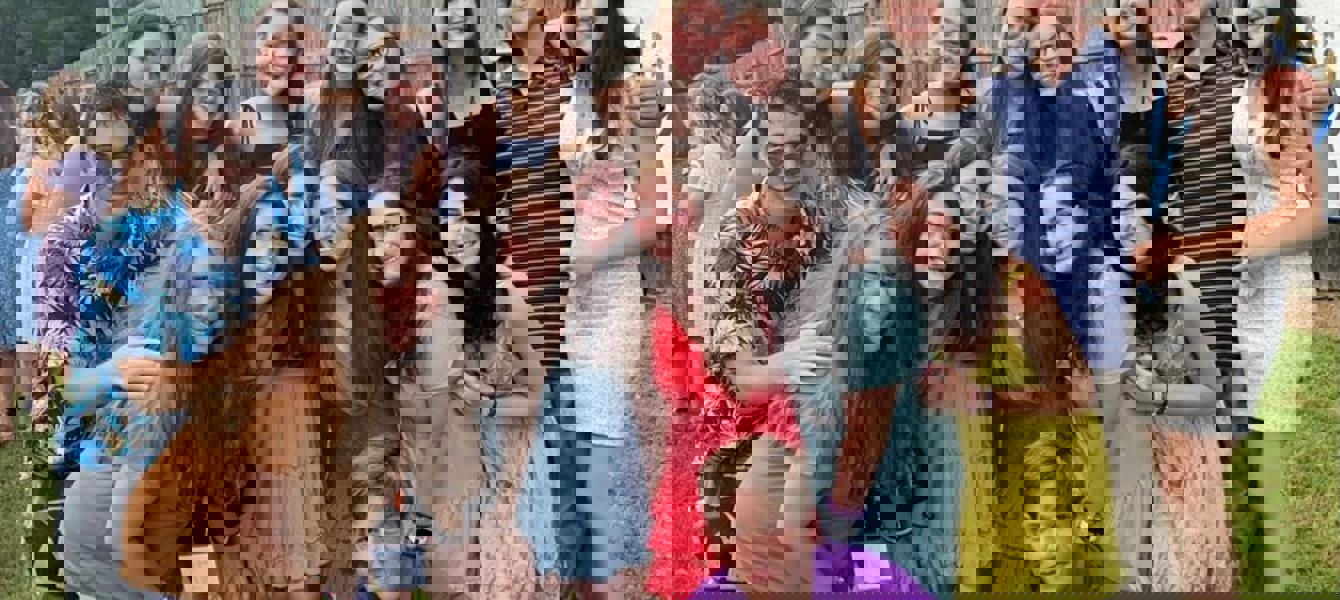 6144e7bf381b6f3b1834cdfd_nsr Foto del Shabat