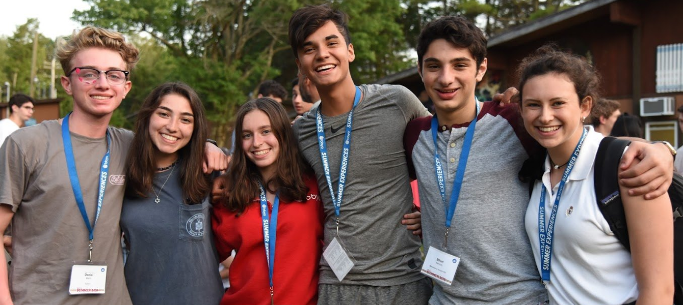 5de6c1594dd1a78827166ea9_Sierra Kaplan Header Photo