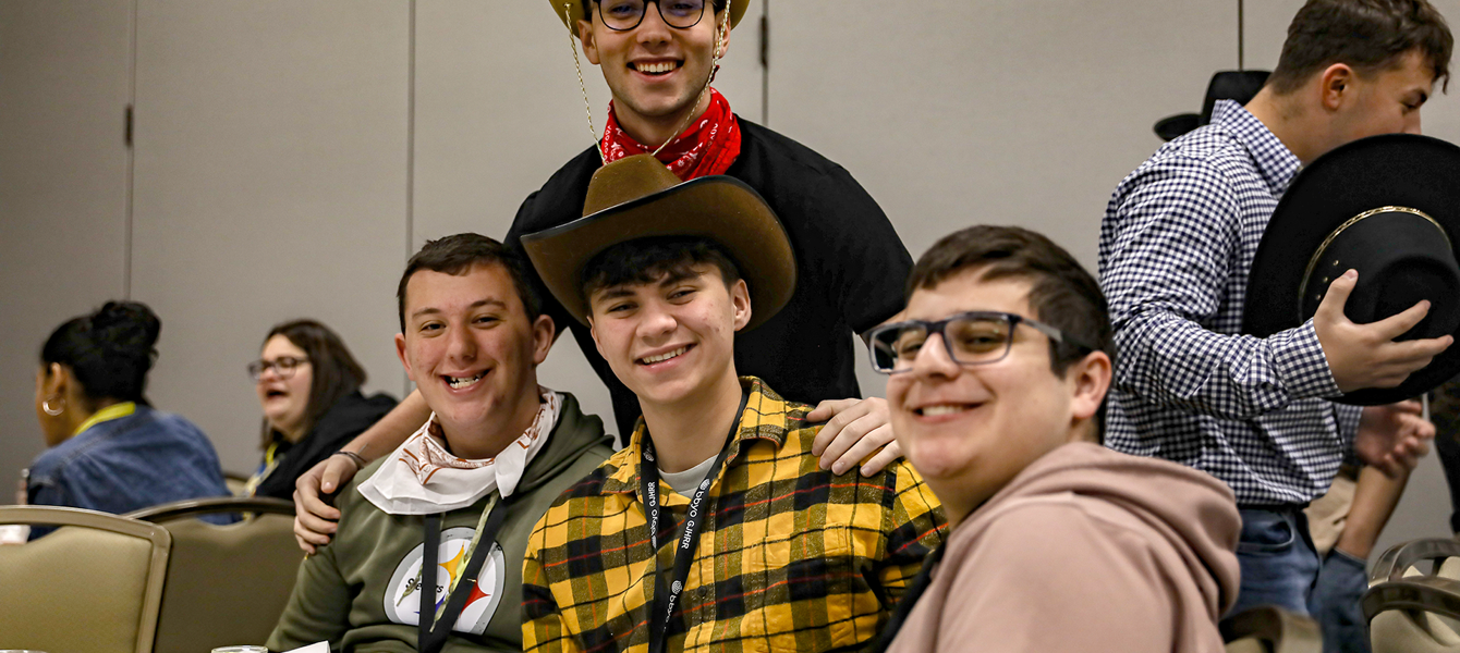 67cef3ca6f8c228f48570f83_BBYO FALL CON (67 de 276)