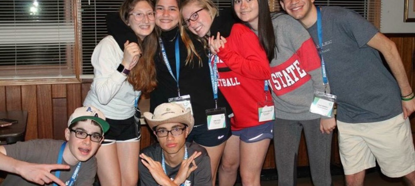 5cb4d1893d6e710ffbdabd89_fullsizeoutput_32