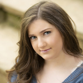 654d4f39866ce1bee4db8329_Avery Fox