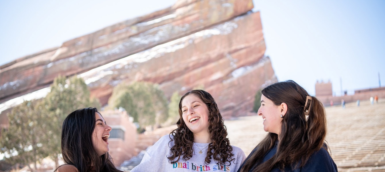 68125767c106adacaadc2bcd_Kandel_Domingo_IC_2025-035 (1)